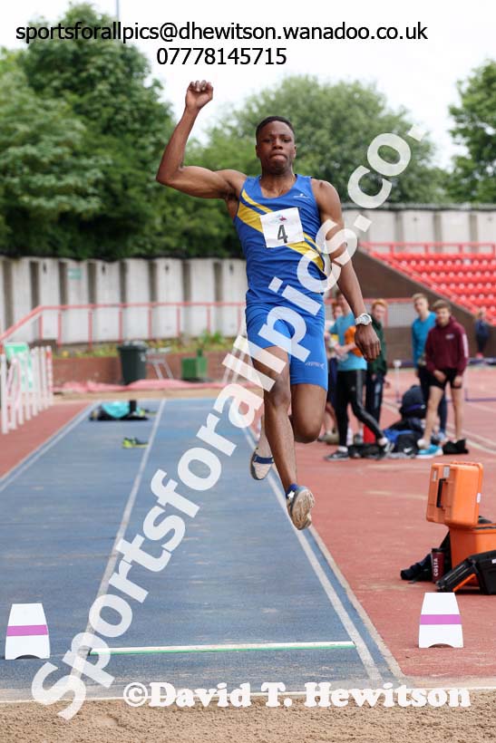 Mens under-20s, UK Under-20/17s Youth Development League, Gateshead Stadium. Photo: David T. Hewitson/Sports for All Pics